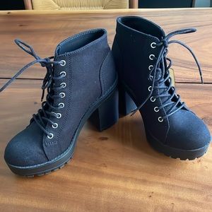 Chunky Black Platform Boots Sz 7